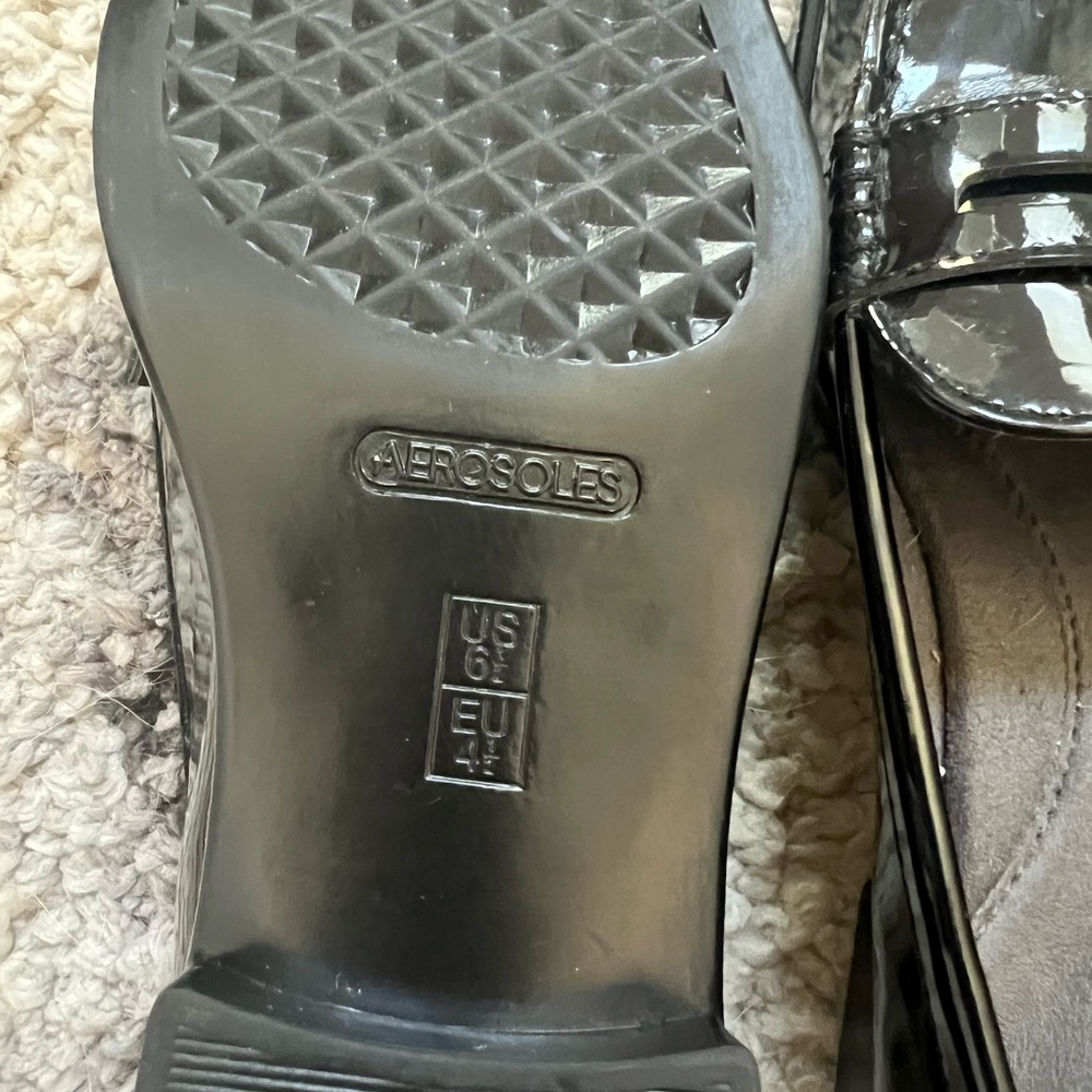 Aerosoles Neutral Black Leather Slip Loafer 36.5 / 6.5 - Picture 5 of 5